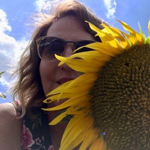 Meet your Posher, Lori